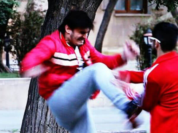 Azerbaigian: ecco un video sull’omofobia…. omofobico
