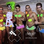 Igor del GF14 sexy cubista in un locale gay - Thumbnail