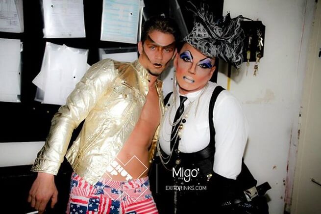 Igor del GF14 sexy cubista in un locale gay