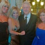 La foto di Hillary Clinton con l'attore porno gay - Thumbnail