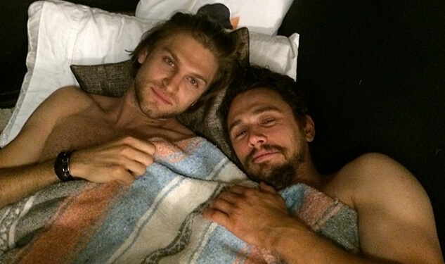 James Franco e Keegan Allen seminudi per "Il Re Cobra"