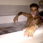 1 milione di dollari per il clone del pene di Bieber - Thumbnail