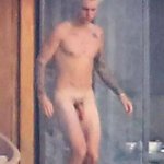 Justin Bieber nudo, come mamma lo ha fatto - Thumbnail