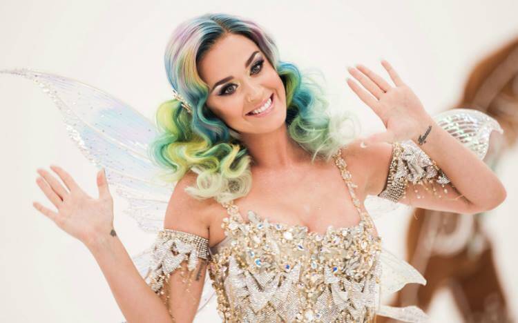 Katy Perry per H&M Holiday 2015