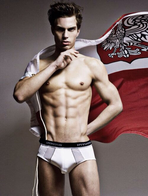 Il sexy attore e modello Matthew Ludwinski