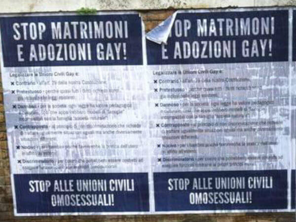 A Roma manifesti abusivi contro le unioni civili - manifesti abusivi roma base - Gay.it
