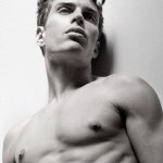 Il sexy attore e modello Matthew Ludwinski - Thumbnail