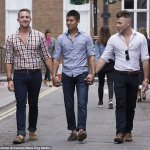 Canada: coppia gay divorzia per diventare un trio - Thumbnail