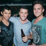 Canada: coppia gay divorzia per diventare un trio - Thumbnail