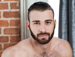 USA: pornostar gay condannata per estorsione