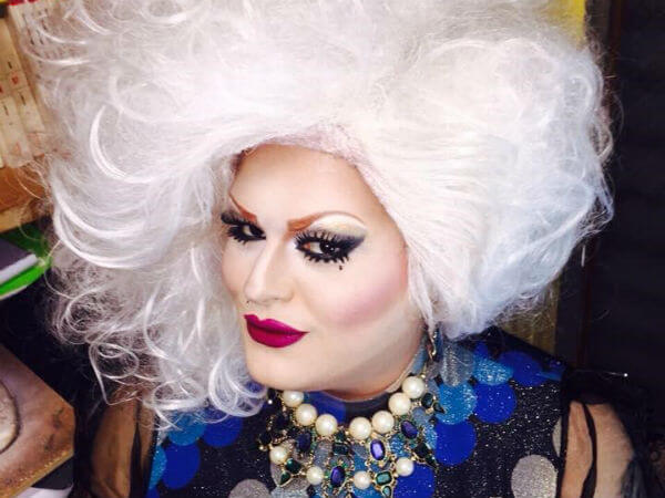 Godiva, la Drag Queen calabrese con origini mafiose