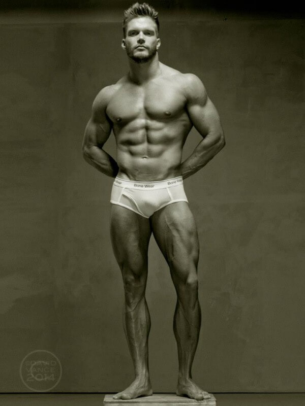 JC_Mason_abs_bulge_feet_david_vance_photography
