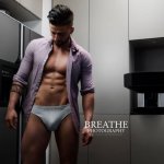Julien_Sparrow_abs_bulge - Thumbnail