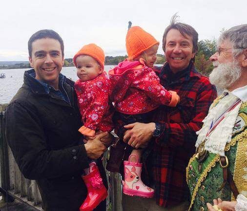Il PM del Canada diventa virale con ministro gay e famiglia