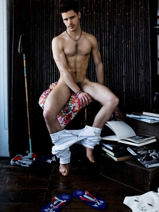 Matthieu_Charneau_Sexy_Model_feet