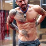 alessandro_calabrese_gf14_pacco - Thumbnail