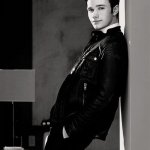 chris_colfer_kurt_di_glee_in_ab_fab_the_movie_elegante - Thumbnail