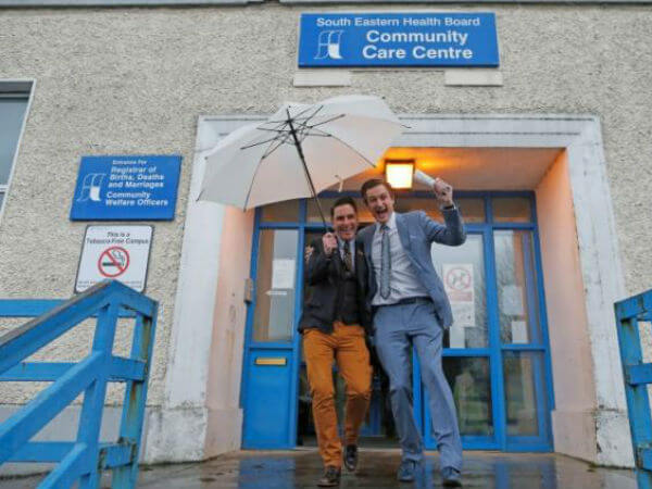 Ecco il primo matrimonio gay in Irlanda! Le immagini - gay marriage irlanda base - Gay.it