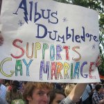 "Meglio affogare i bambini che fargli leggere la propaganda gay di Harry Potter" - Thumbnail