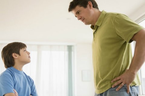 rapporto_conflittuale_padre_figlio_gay_forum_gayit