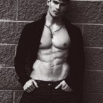 Bernardo_Arriagada_abs_jeans - Thumbnail