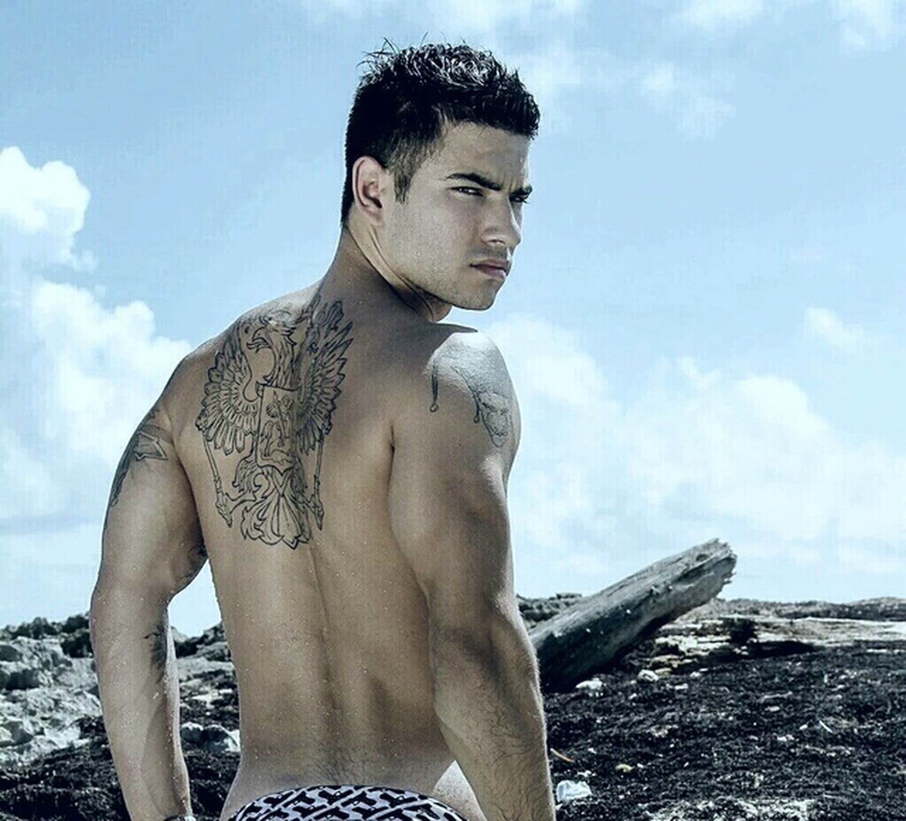 Luke_vadim_black_mtv_true_life_gay_for_pay_pornstar