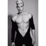 americas_next_top_model_chris_hernandez - Thumbnail
