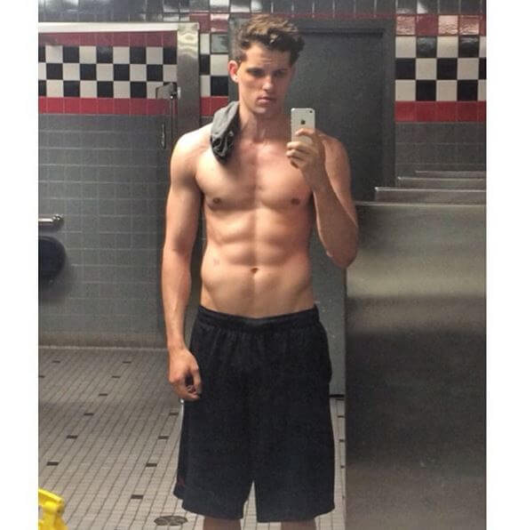 americas_next_top_model_chris_hernandez