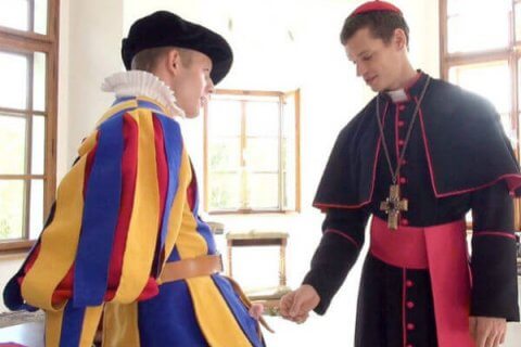 Scandalo in Vaticano? Belami lo lancia e il Giornale abbocca - belami scandal vatican base1 - Gay.it