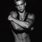 dustin_mcneer_americas_next_top_model - Thumbnail