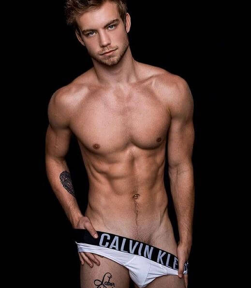 dustin_mcneer_americas_next_top_model_calvin_klein_white