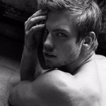 dustin_mcneer_americas_next_top_model_schiena - Thumbnail