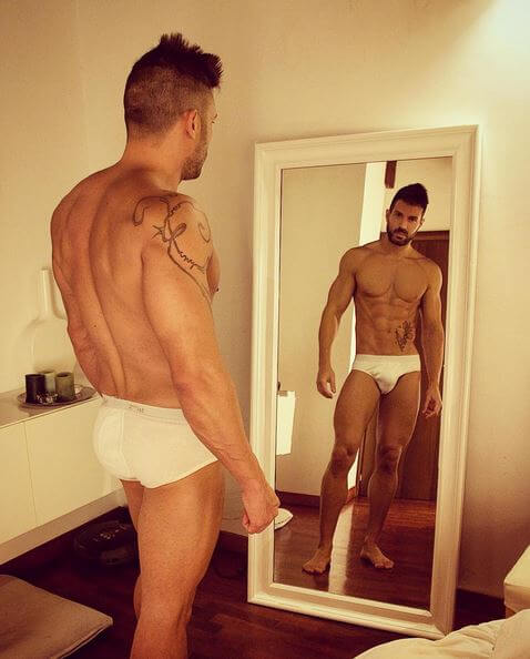 francescorome_instagram_nudo_piedi