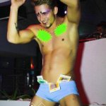 personaggi_reality_più_cliccati_igor_gf14-locale_gay - Thumbnail