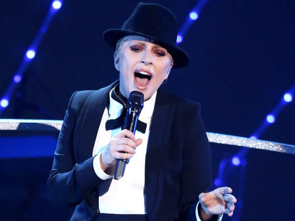 Lady Gaga tributo queer a Frank Sinatra - lady gaga sinatra base - Gay.it