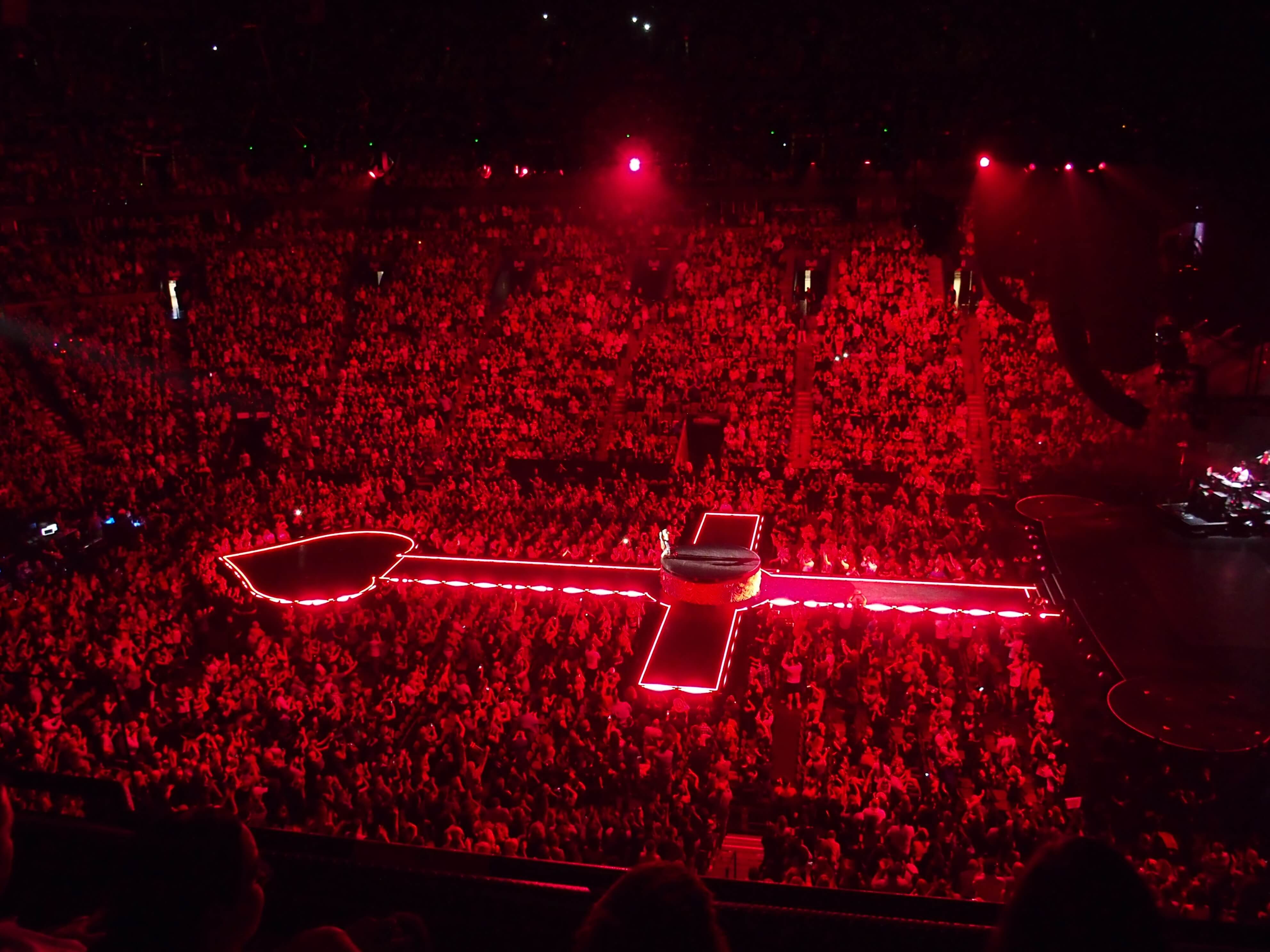 madonna_rebel_heart_tour_stage
