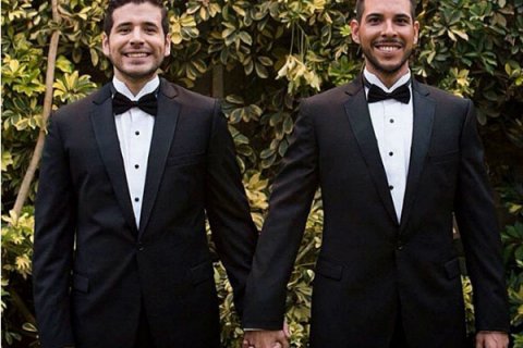 Matrimoni gay dal mondo: ecco una dolcissima gallery fotografica - matrimoni gay dal mondo andree diego peru1 - Gay.it