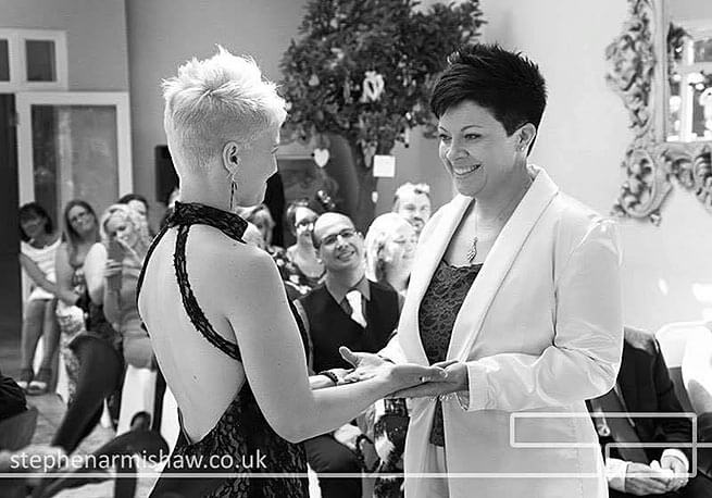 matrimoni_gay_dal_mondo_gemma_lamy_uk