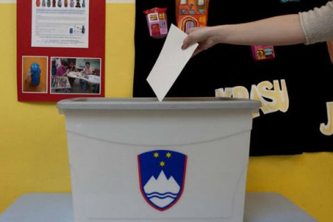 Referendum in Slovenia sul matrimonio gay: vince il NO e non di poco - referendum slovenia base 5 - Gay.it