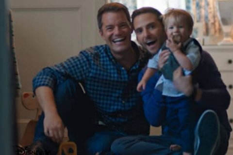 "Non tutte le famiglie sono uguali": lo spot della Disney Junior - spot disney junior base - Gay.it