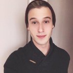 tyler_henry_hollywood_medium_gay - Thumbnail