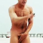 Zac Efron nudo nel trailer tedesco di "Dirty Grandpa" - Thumbnail