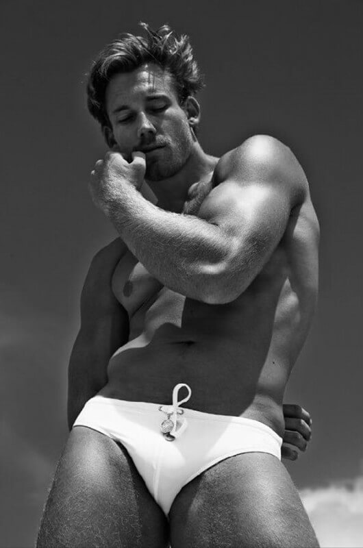 Calum_Winsor_corpo_sexy