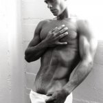 Charlie_Preston_nudo_corpo_sexy - Thumbnail