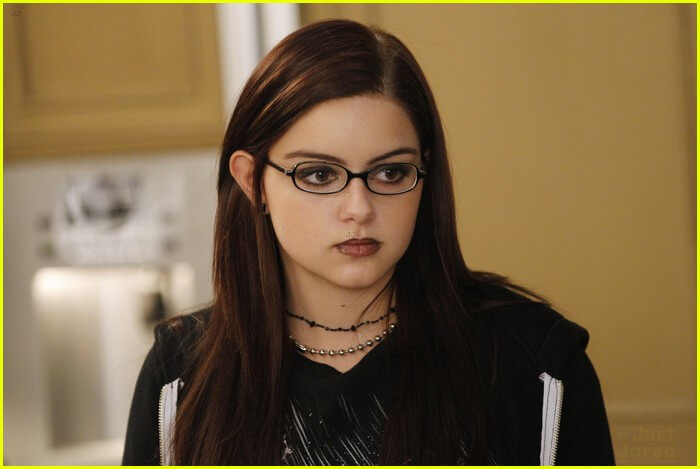 ariel_winter_modern_family_goth