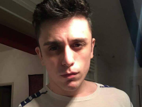 "Se ti incontro ti prendo a manganellate". E lui denuncia. - davide giorgi base - Gay.it