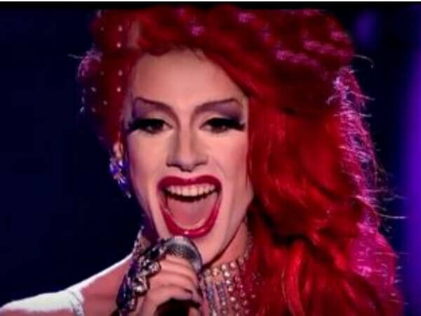 Divina De Campo, la drag che canta l’Opera a The Voice UK