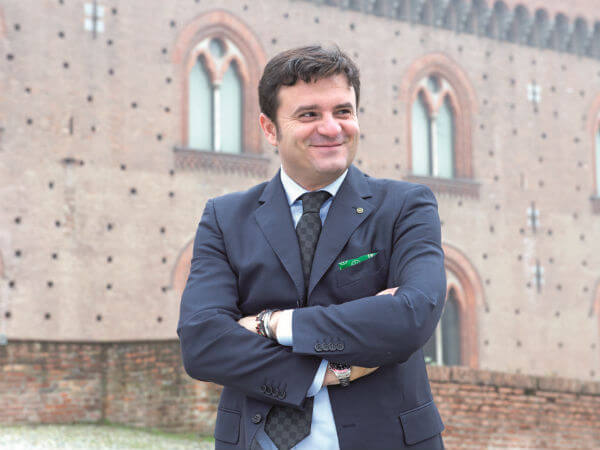 Centinaio (Lega Nord): unioni civili? Poi vorranno sposarsi col cane