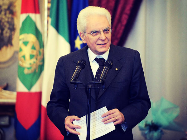 Arcigay: “Mattarella tirato per la giacca”