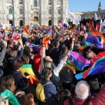 Piazza Duomo a Milano strapiena per #temposcaduto - Thumbnail